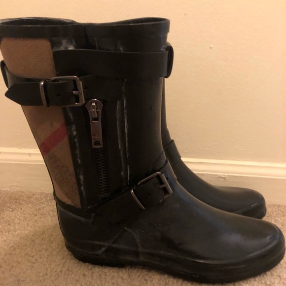 Burberry Rain boots - Picture 1 of 3